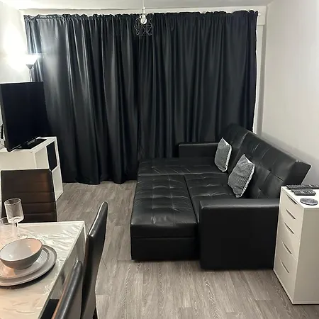 ˈpesfəl Apartment London Exterior photo